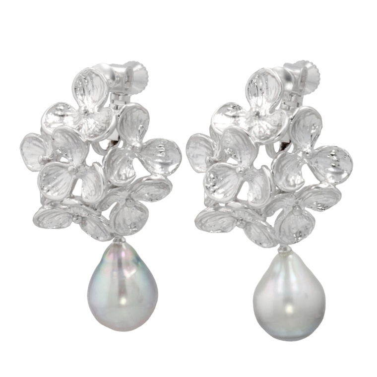 SilverSkin 黒蝶真珠フラワーモチーフイヤリング/ピアス