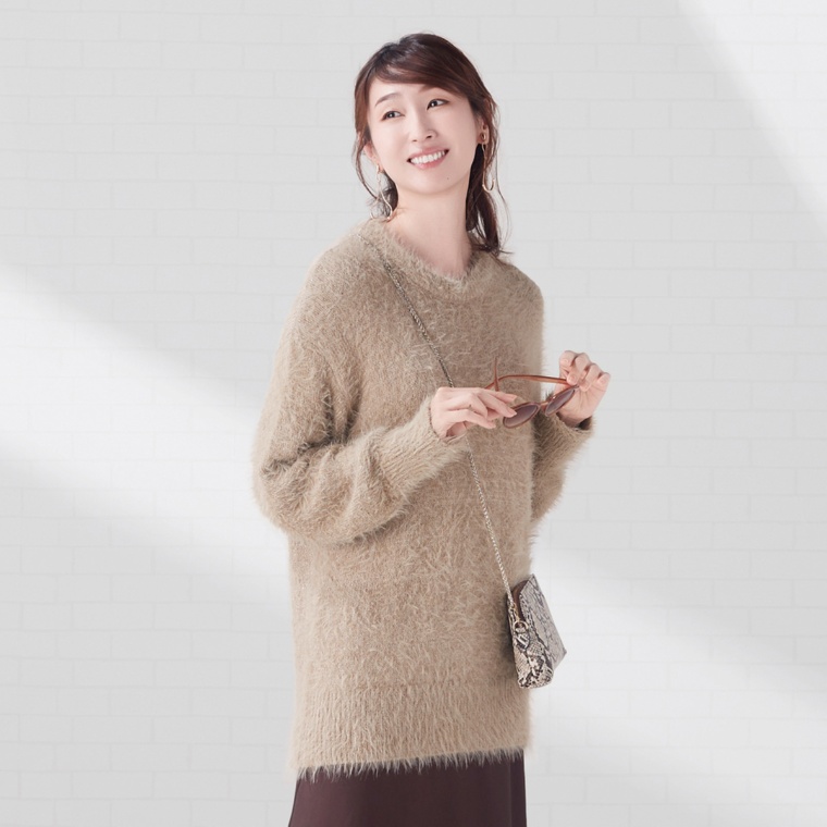 WHITELEY フェザーヤーンチュニックラメプルオーバー