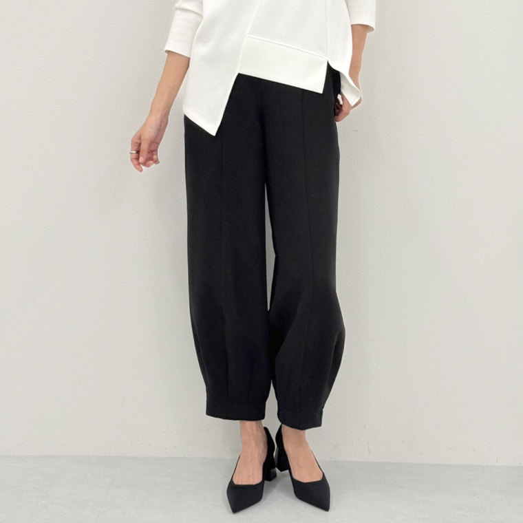 alsome ダーツ使いのワイドパンツ