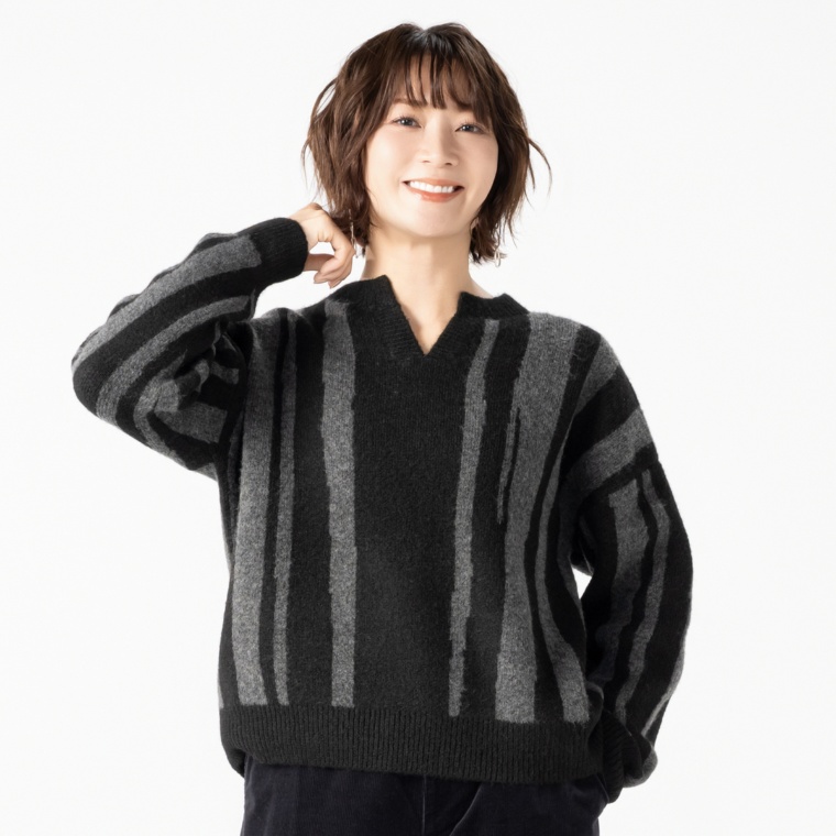 ModdedAnce 手書き風ストライプニットプルオーバー
