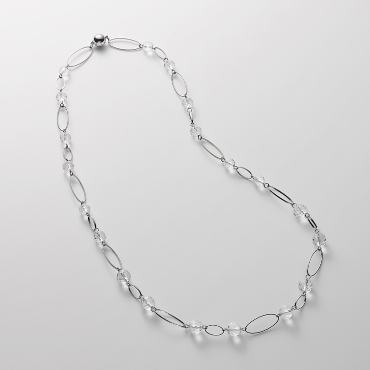 eclat ロッククリスタル&メタルオーバル ステーションネックレス