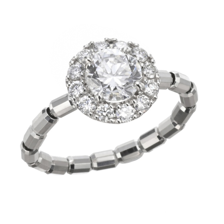 ナミビア産ダイヤモンドPT950ストレッチリング 0.7ctUP