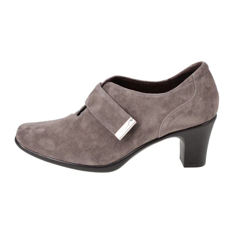 ビューフォート ヒールアップエレガントレザーシューズ