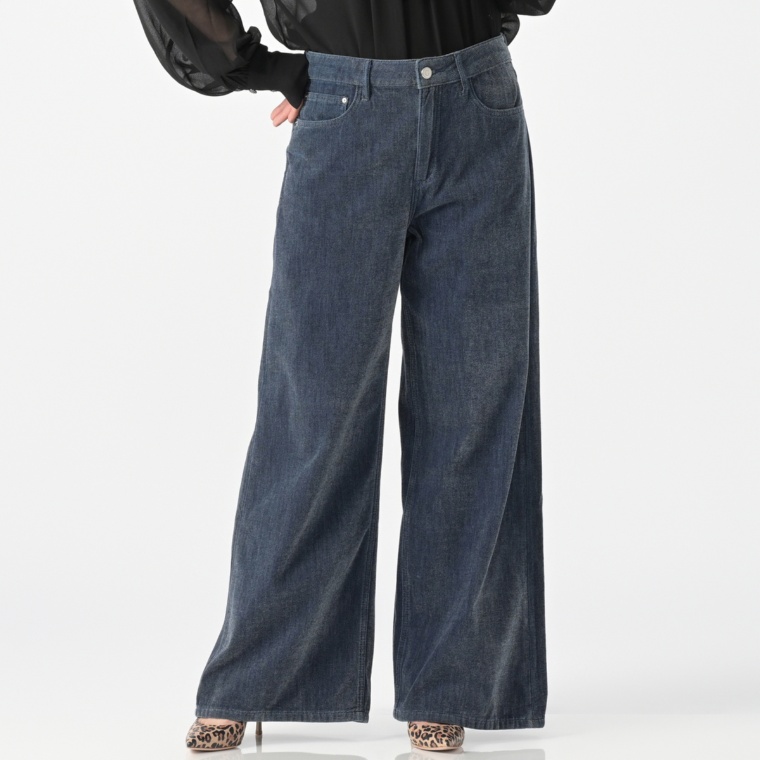 GUESS ワイドレッグデニムパンツ