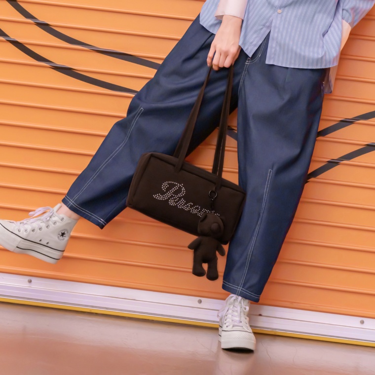 PERSONS チャーム付きショルダーバッグ