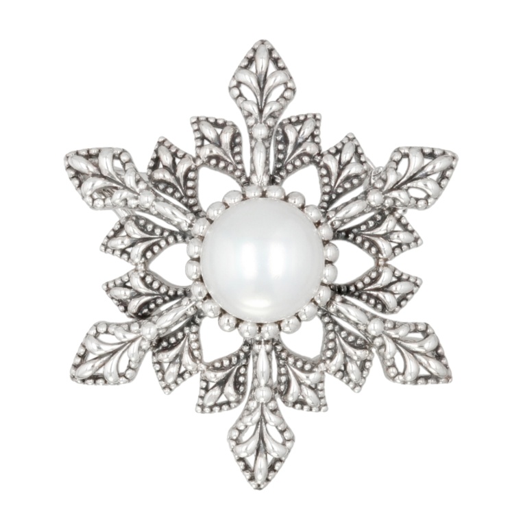 ラフィネ シルバー925 淡水パール雪の結晶ブローチ