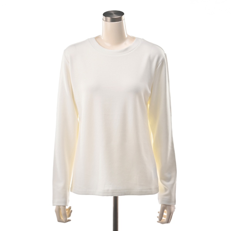 calma コーデに活躍 裏起毛プルオーバー