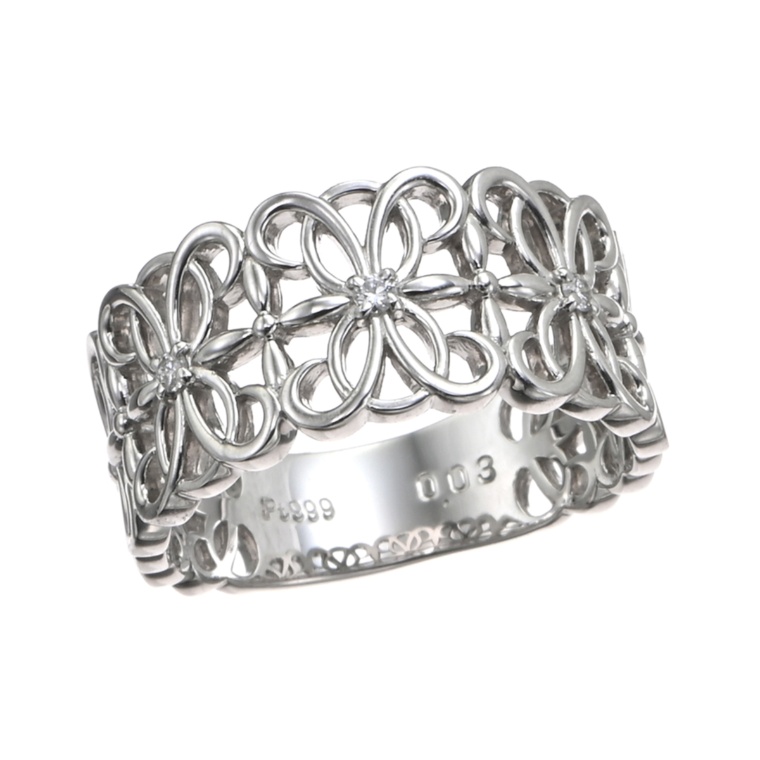 純プラチナ ダイヤモンド レーシーフルールデザイン リング