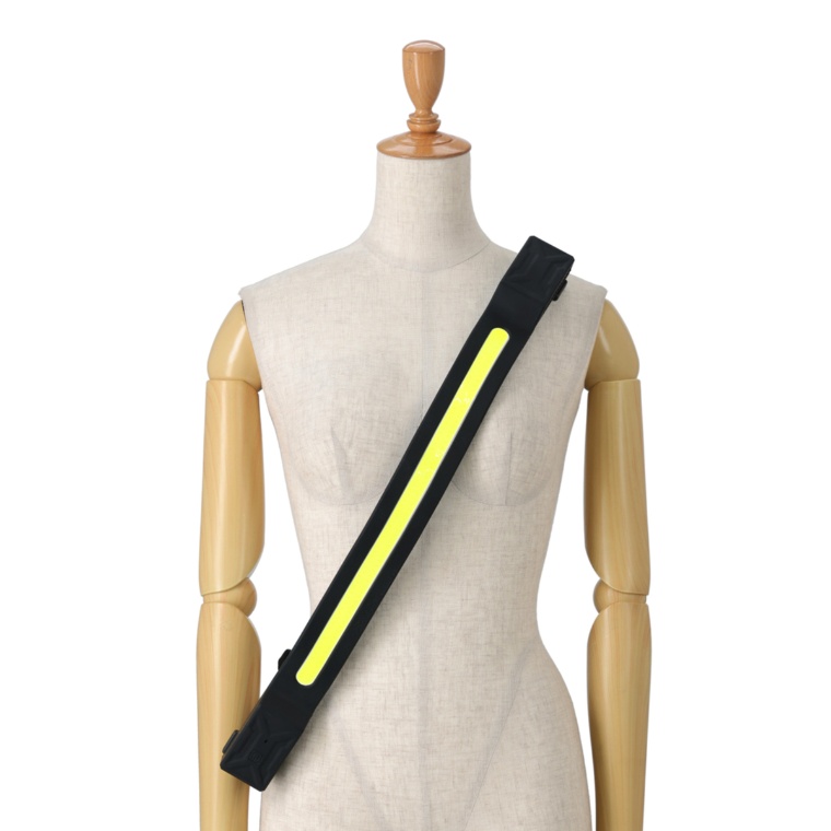 手をふさがず使えるたすき型ライトTEBURA