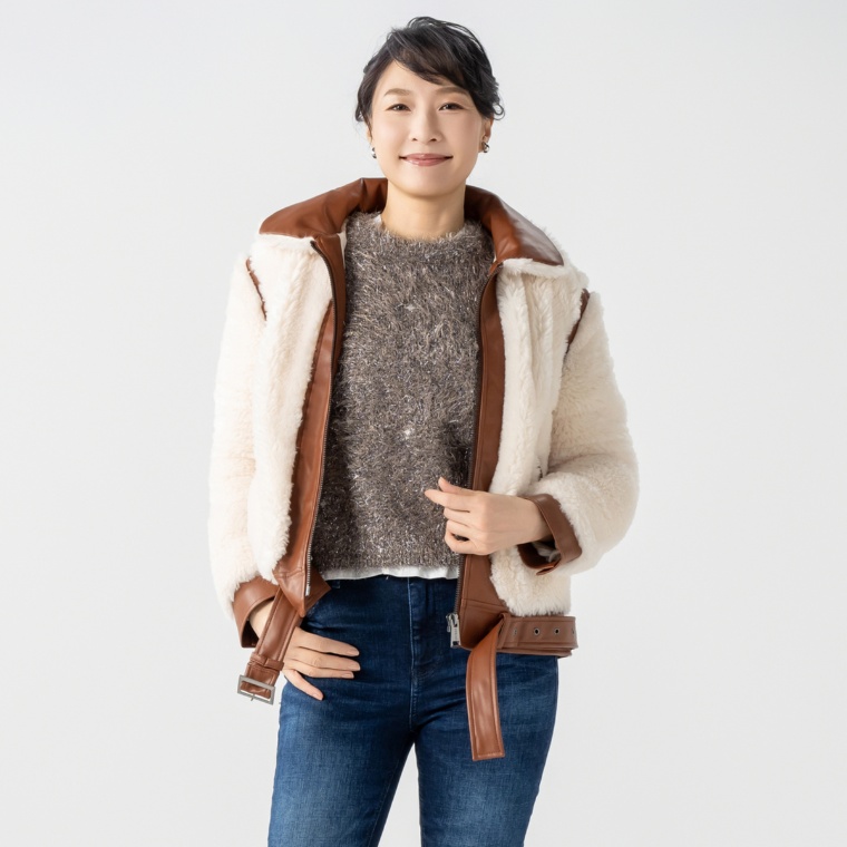 GUESS フェイクファージャケット