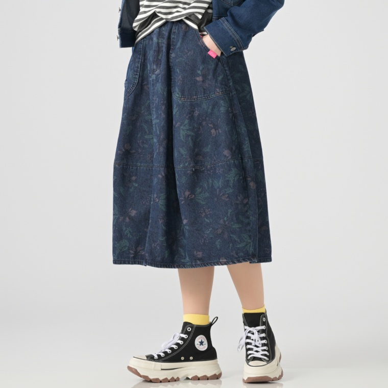 KiKKi コクーンシルエットプリントデニムスカート