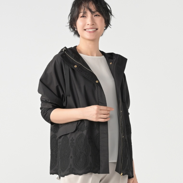 anatelier エレガント刺繍 デザインマウンテンパーカー