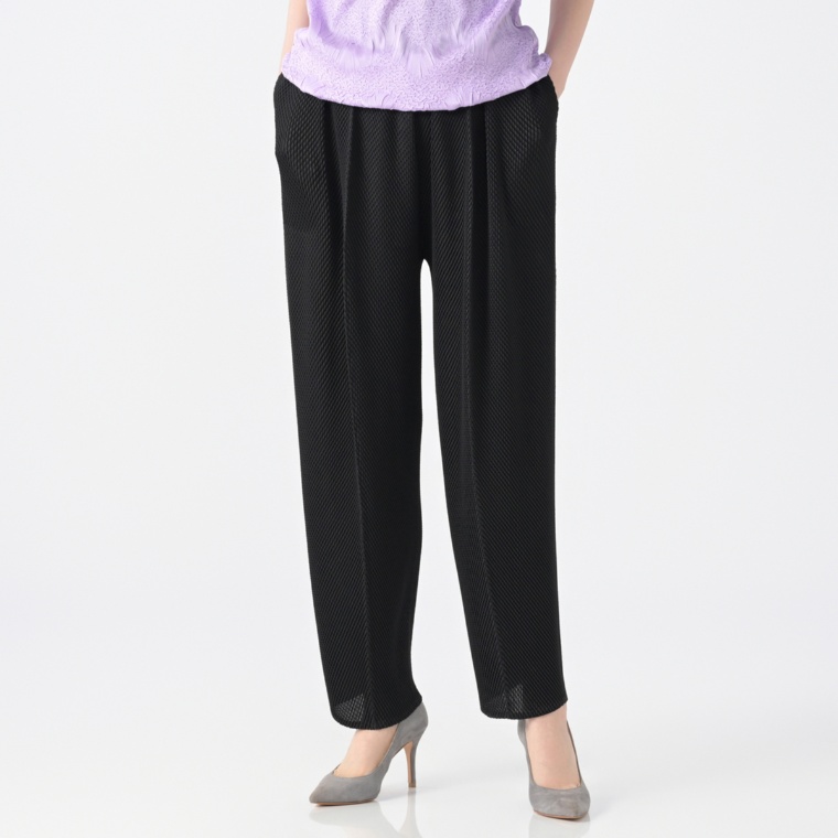 Monte Milano ハニカムワッシャーエンボスセミワイドパンツ