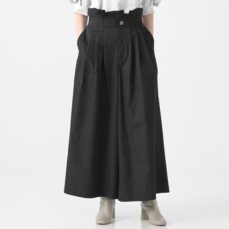 YukaKoshino ウエストフリルのタックワイドパンツ