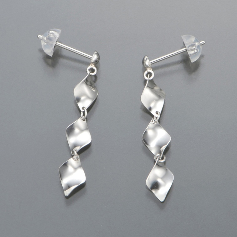 マエストロ 純プラチナ/PT900 リーフイヤリング/ピアス