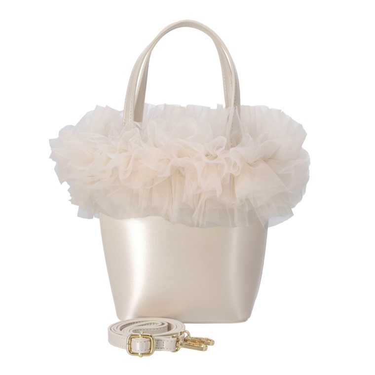 &LOVE チュールふりるのLOVEバッグ