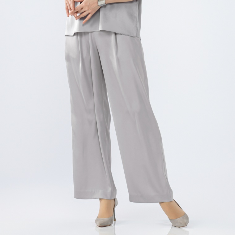 FEE CERISE サテンワイドパンツ