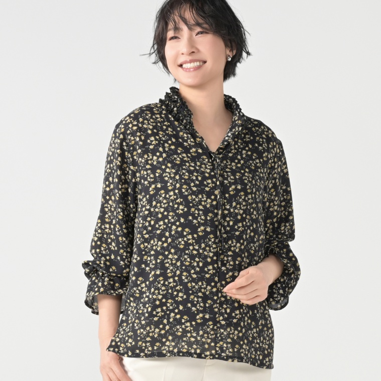 Provador シフォンジョーゼット フラワープリントブラウス