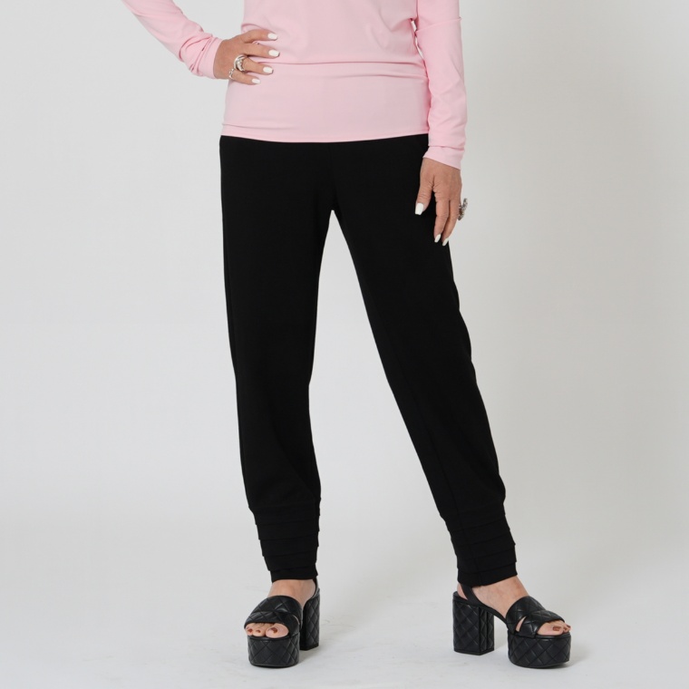 MASAGO ソフトダンボールニット裾タックパンツ