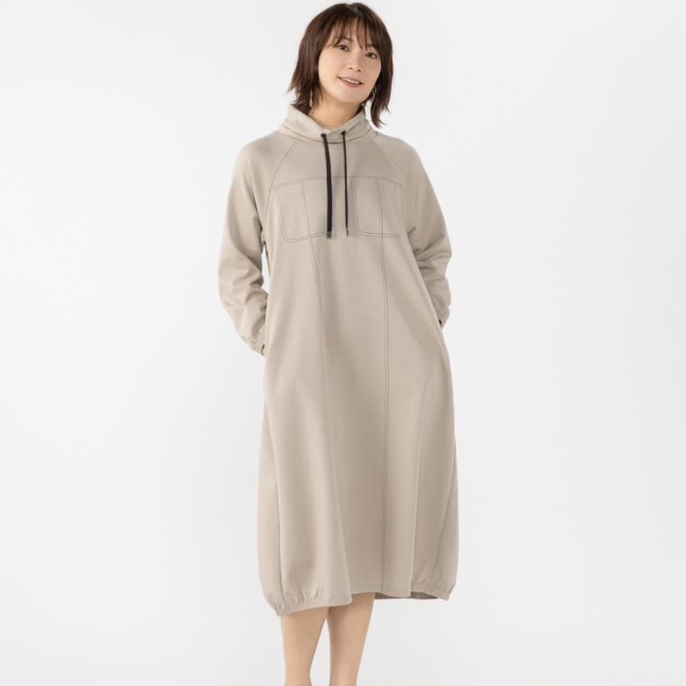 ModdedAnce タックネック配色ステッチコクーンワンピース