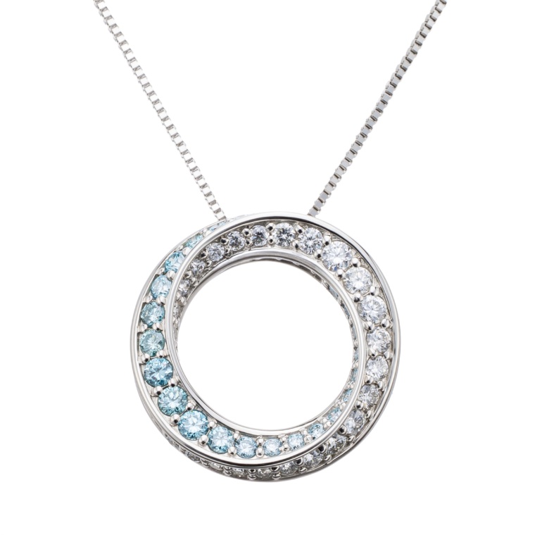 アイスブルーダイヤモンド PT950 ルーチェエタニティペンダント