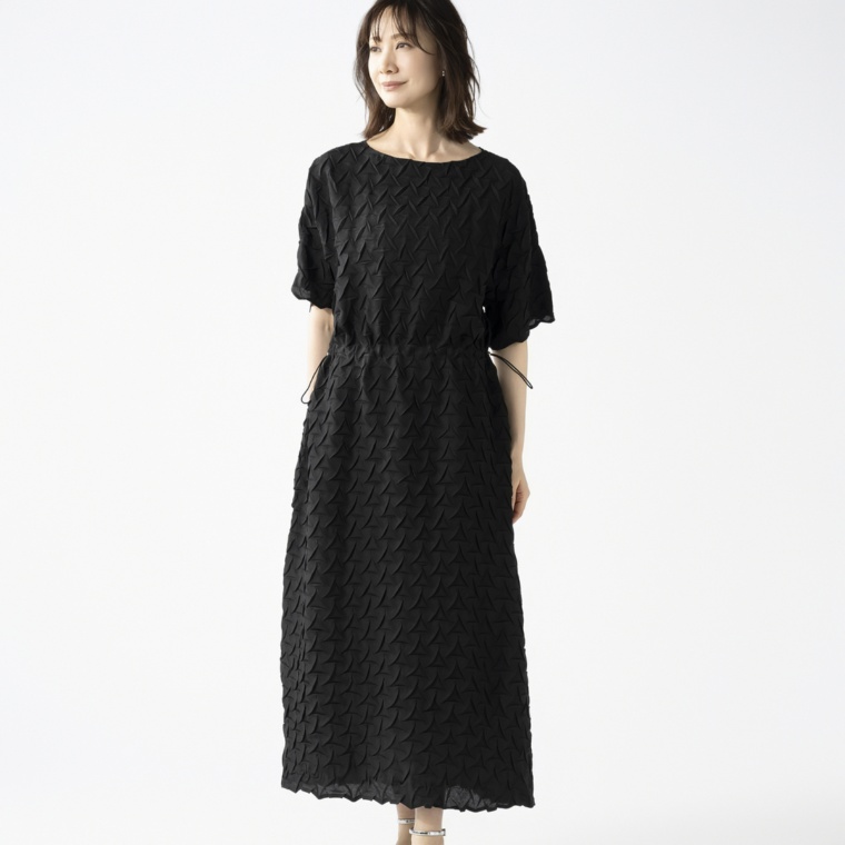 Monte Milano スケールプリーツウェストアジャストワンピース