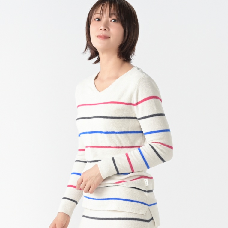 attaca 吸湿発熱あったかVネック プルオーバー