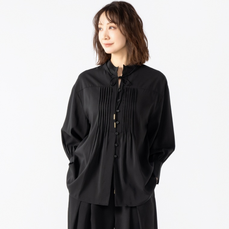 ROHERBE シャープカラーボリュームブラウス