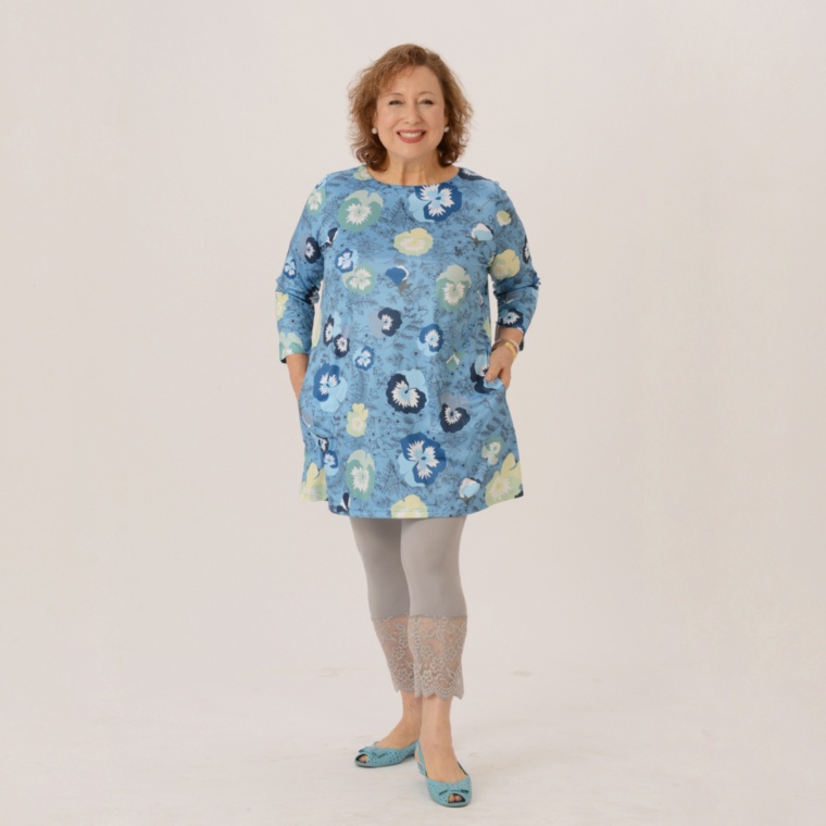 Makana na Kathy パンジーファームプリントチュニック