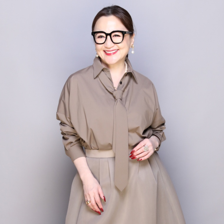 ANNE COQUINE タイプライタータイ付きショートシャツ