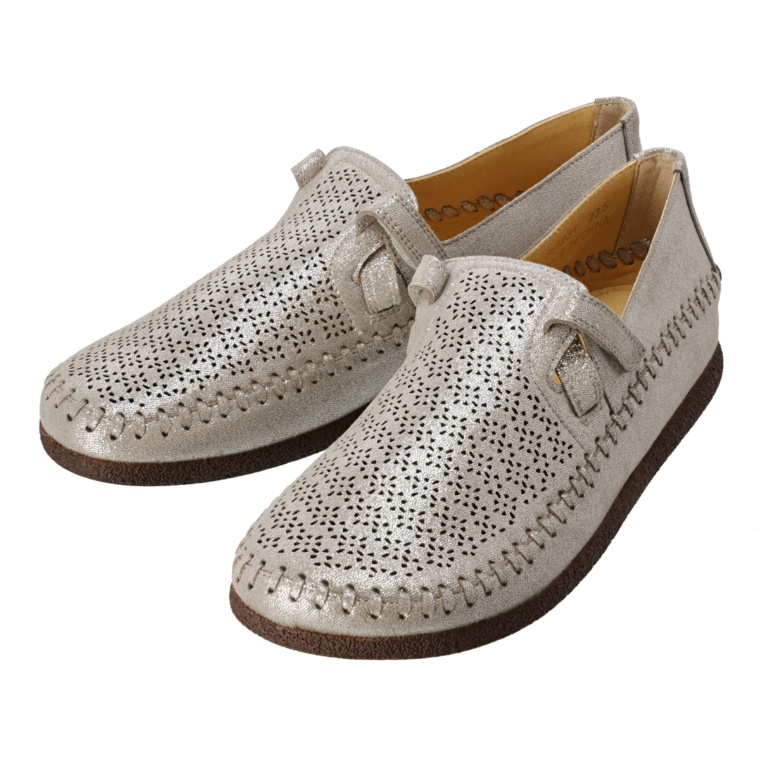 クロールバリエ パンチングモカシン ネット限定