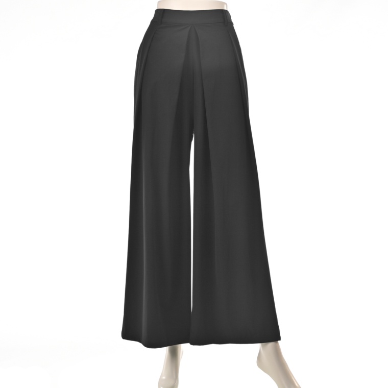 MASAGO サラサラ素材のタックリラックスパンツ