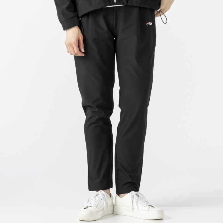 FILA UV 撥水テクスチャードエアストレッチパンツ