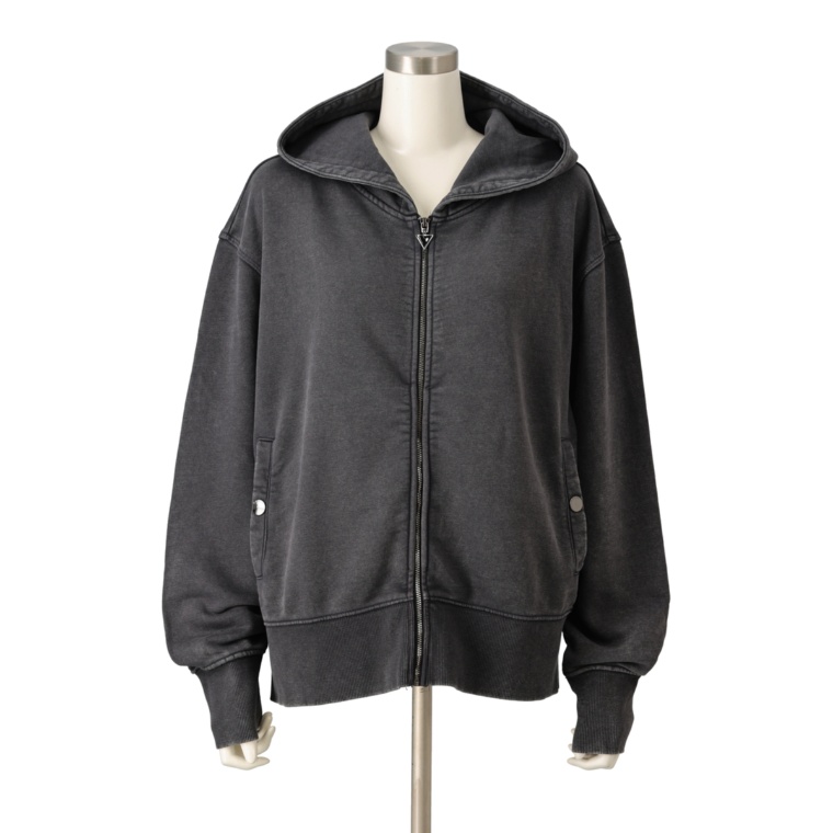 GUESS バックプリントフード付きパーカー