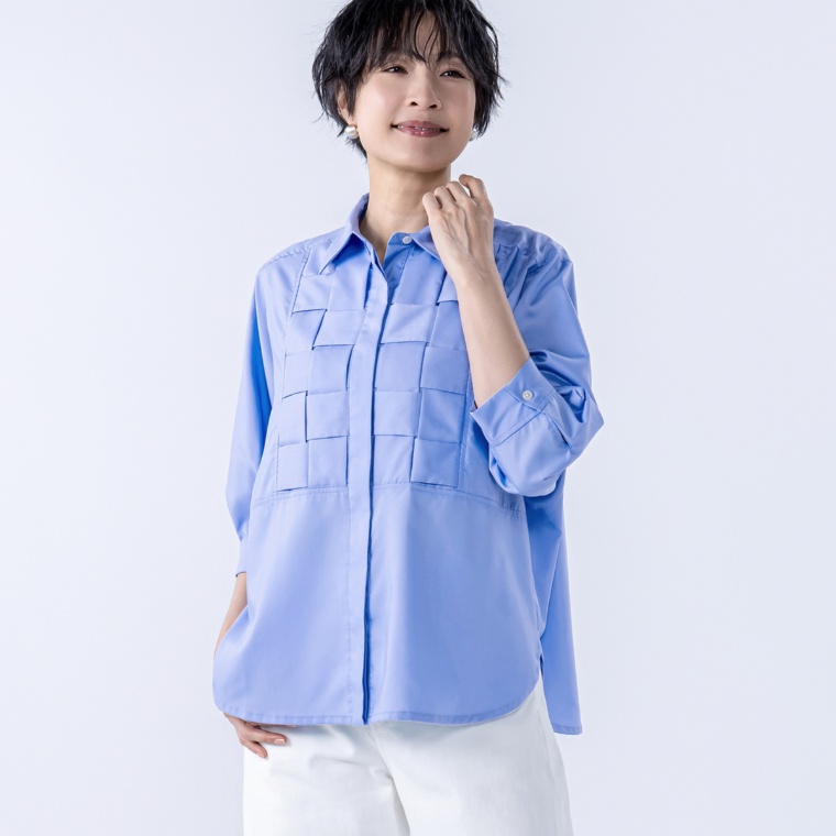 Abanicos デザインクロス クロップドスリーブシャツ