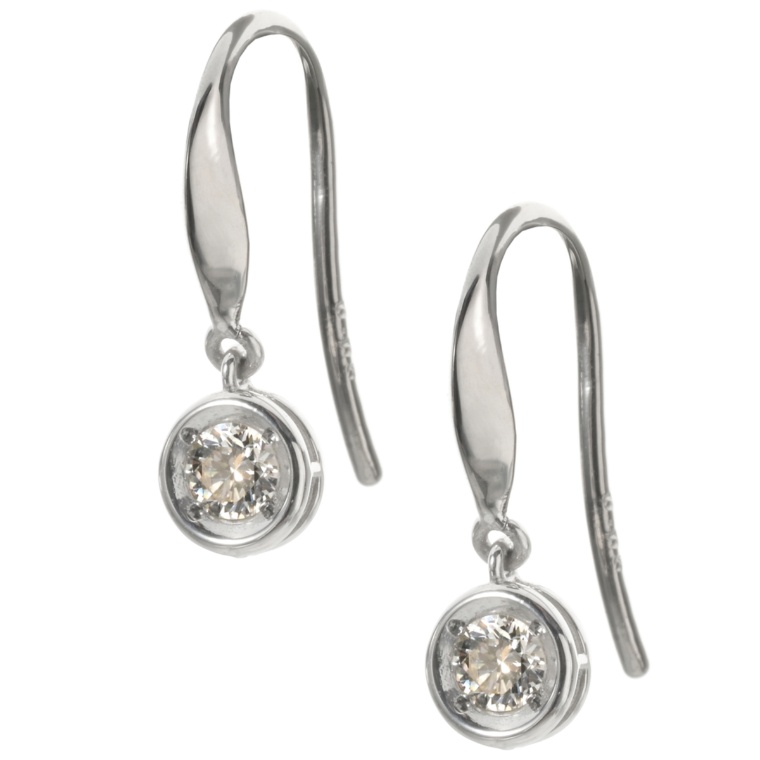 ダイヤモンド フックピアス 計0.1ctUP