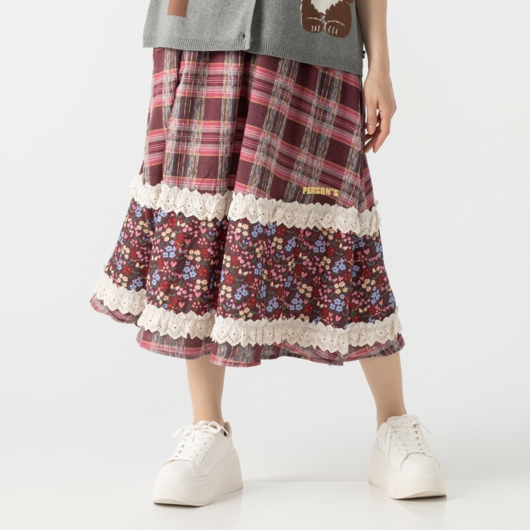 PERSONS プリントパッチチェックスカート