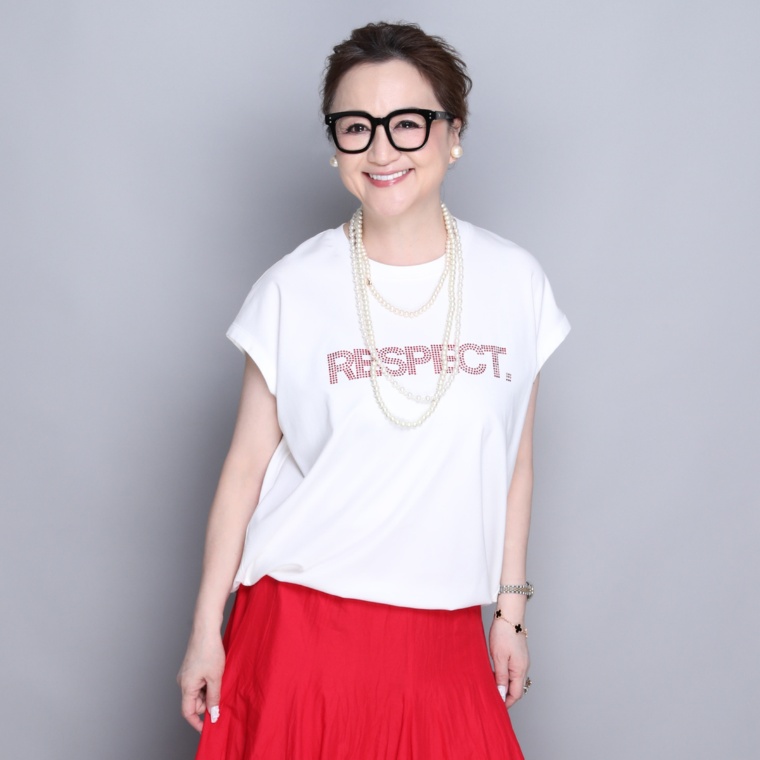 ANNECOQUINE裾ドロスト”RESPECT”ラインストーンTシャツ