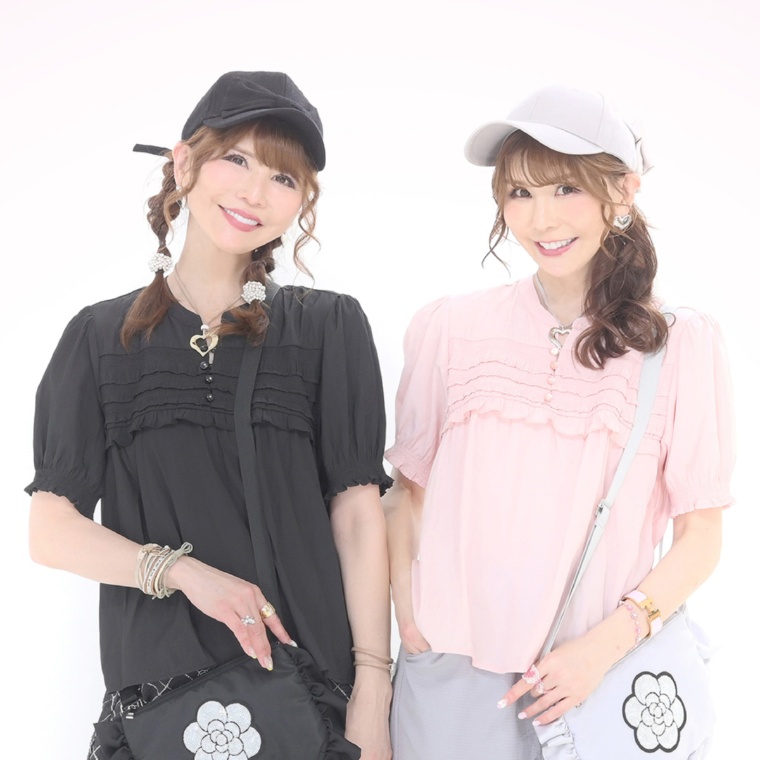 &LOVE フェミニン度UPな上品フリルブラウス