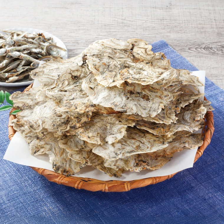 美味しいカルシウム 国産イワシの薄焼きせんべい4個