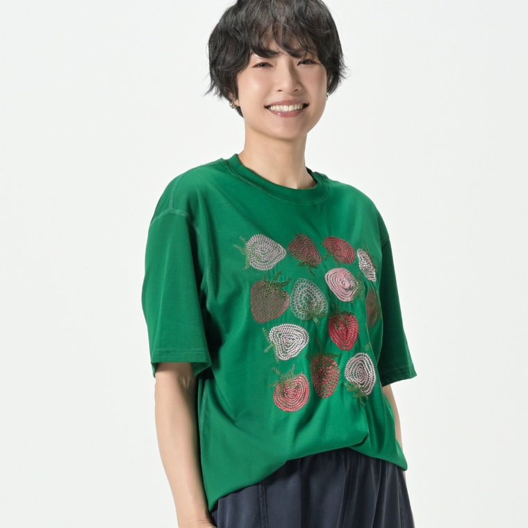 PERSONS ヴィンテージタッチストロベリー刺繍Tシャツ