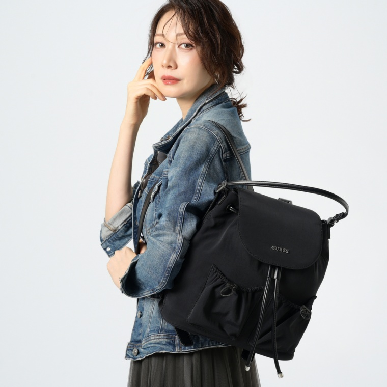 GUESS SAGE フラップバックパック