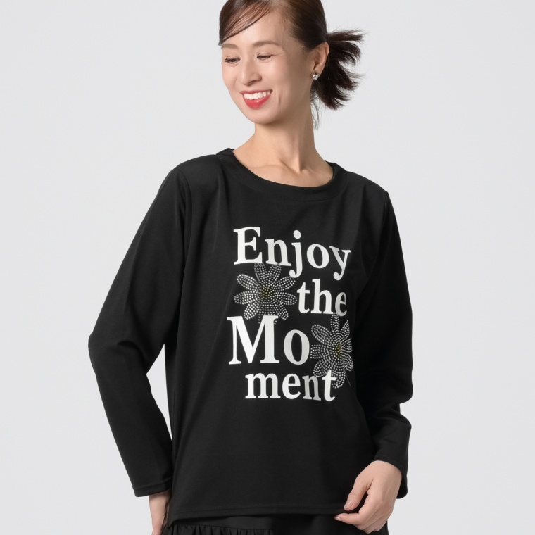 KILA MODA 今を楽しむフラワーロゴプルオーバー