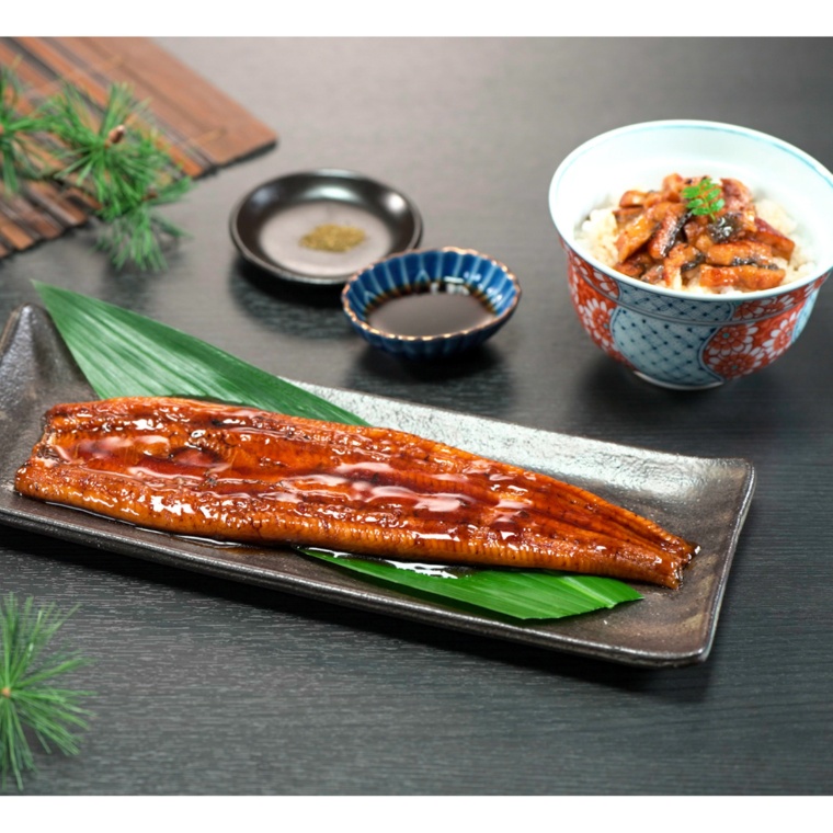 鹿児島県産長焼き鰻190g×4枚 刻み鰻付