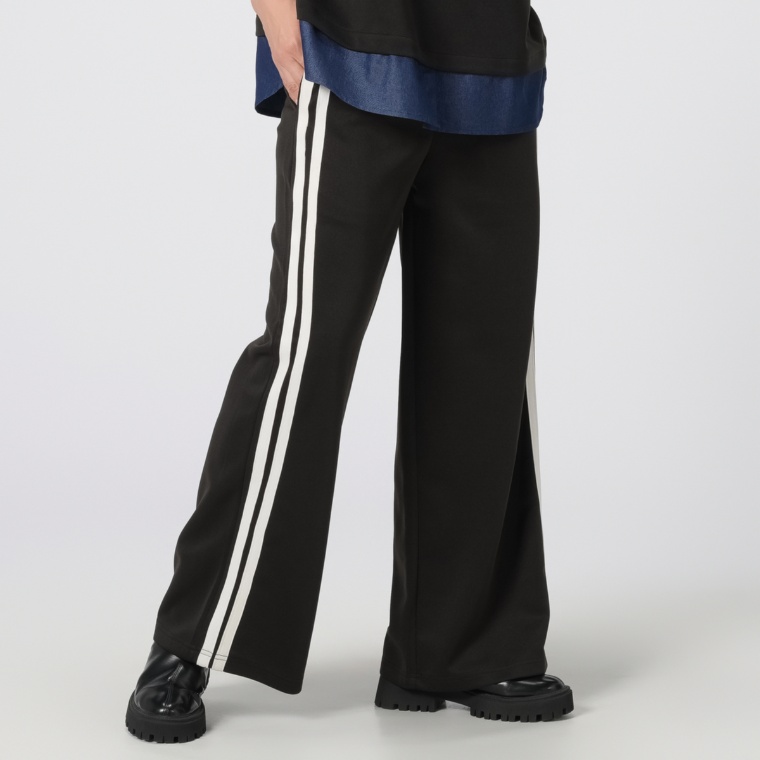 KILA MODA ラインデザイン美シルエットパンツ